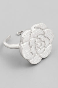 Metallic Flat Flower Ring